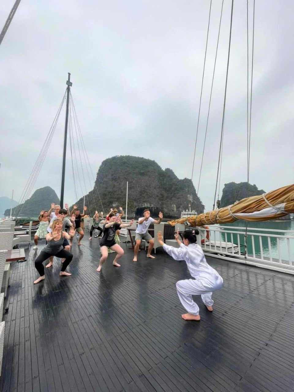An Duong Hotel Cat Ba Chan Chau Zewnętrze zdjęcie